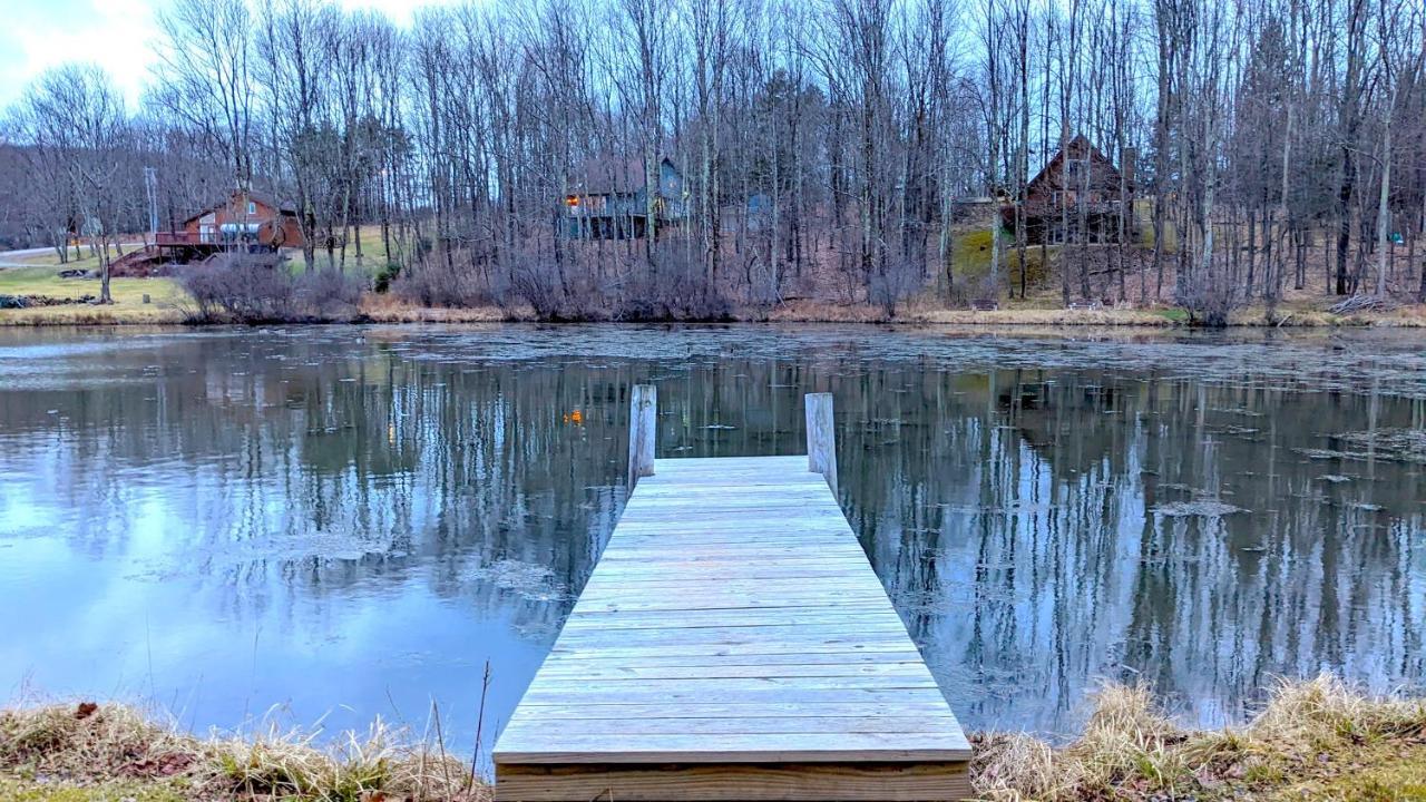 Bluebird Manor On The Water, 2 Acres & Amenities Villa Liberty Eksteriør billede
